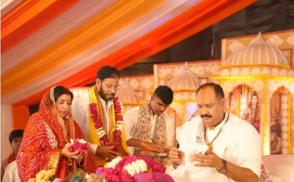 शिवमहापुराण कथा में उमड़ा जनसैलाब: 13 सितंबर को सीएम योगी करेंगे शिरकत, जानिए पूरी डिटेल्स