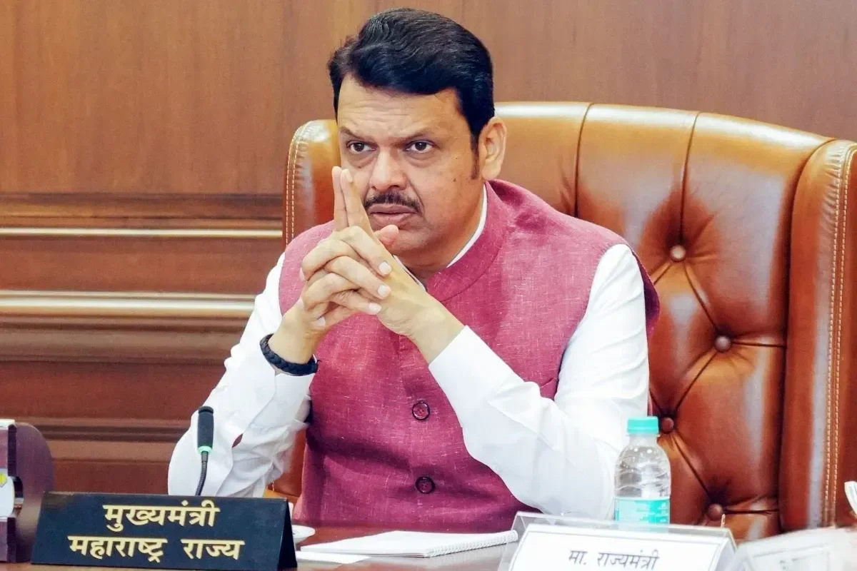51 साल पुराना नियम बदलकर 'सुपर CM' बने देवेंद्र फडणवीस? जानिए क्या है सच