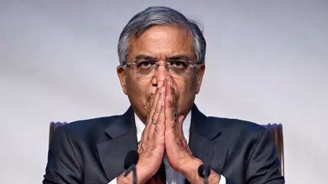 ज्ञानेश कुमार के खिलाफ पूर्व IAS अफसरों का प्लान फेल! महाभियोग नोटिस और चार्जशीट की पूरी कहानी