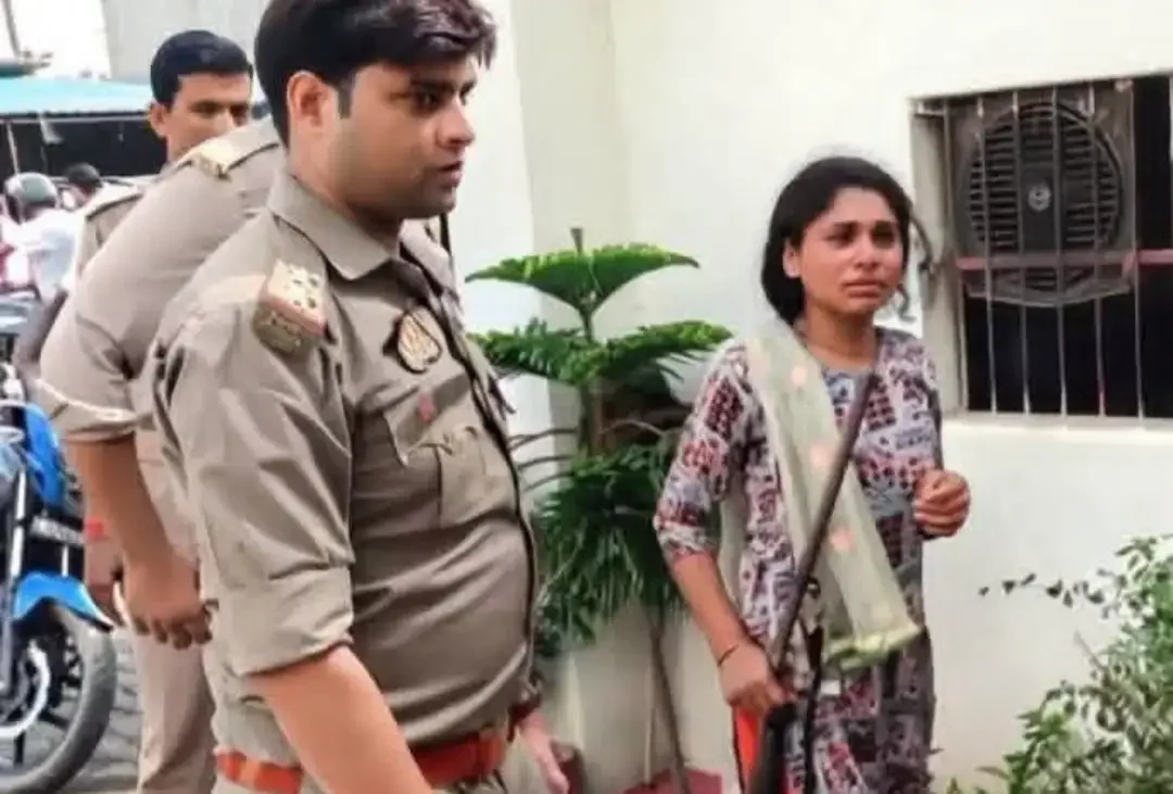 तीन फीट जमीन के लिए बंदूक लेकर चौकी पहुंची बेटी, महराजगंज की घटना
