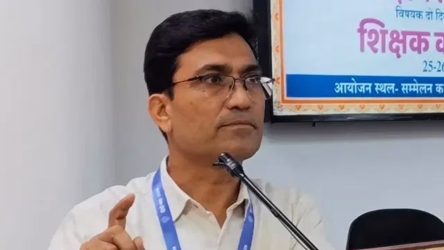 मेरठ के शिक्षक मिर्जा की दो रचनाएं एनसीईआरटी में शामिल, लहराया परचम