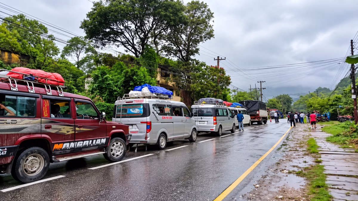 नेपाल में प्रलयकारी बारिश और भूस्खलन, काठमांडू का संपर्क कटा