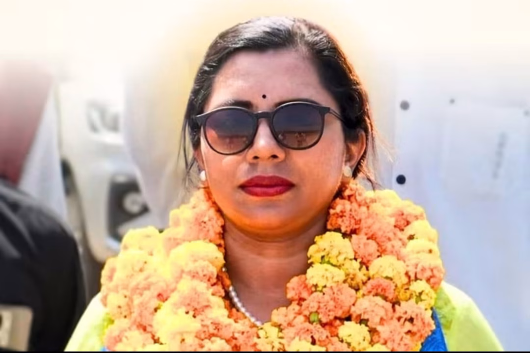 निशा बांगरे का राजनीति से मोहभंग, SDM पद वापसी की गुहार