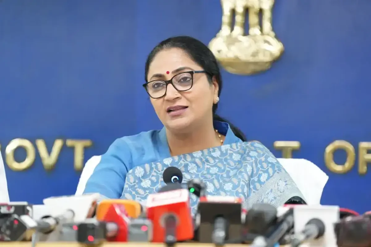रेखा गुप्ता का राहुल गांधी पर तीखा हमला, मां के अपमान पर राजनीति बर्दाश्त नहीं