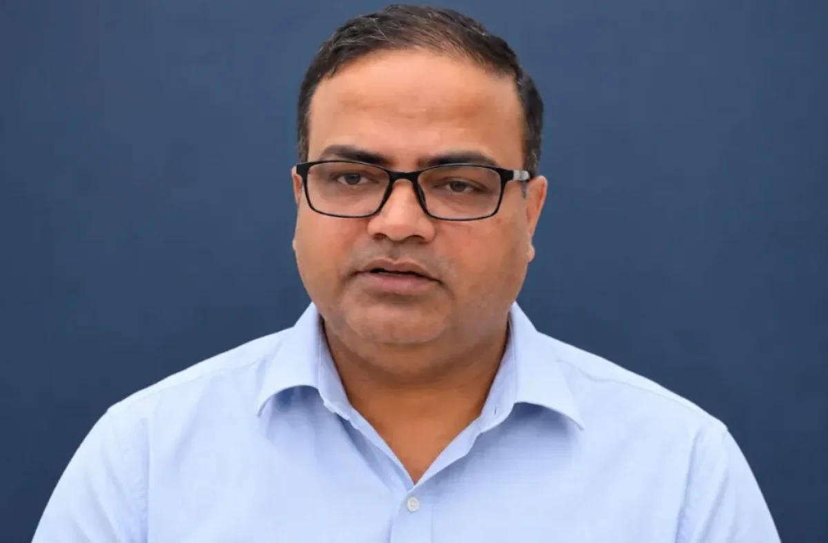 काशी विश्वनाथ मंदिर के नए CEO बने सत्यम मिश्रा, जानें इनका प्रोफाइल और जिम्मेदारियां