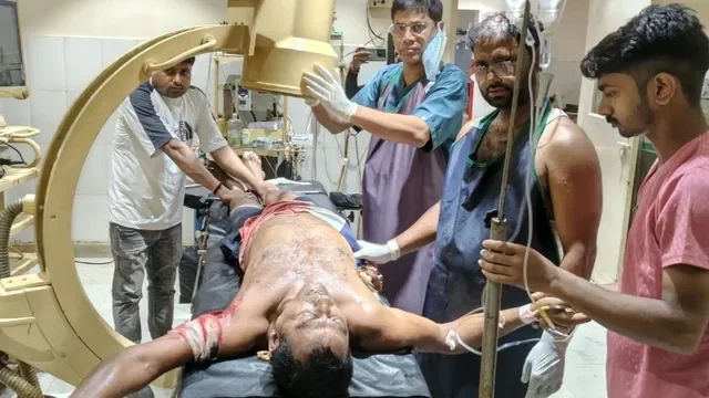 मादक पदार्थ का विरोध करने पर घर में घुसकर सामाजिक कार्यकर्ता को मारी गोली, आरा-सासाराम हाईवे जाम
