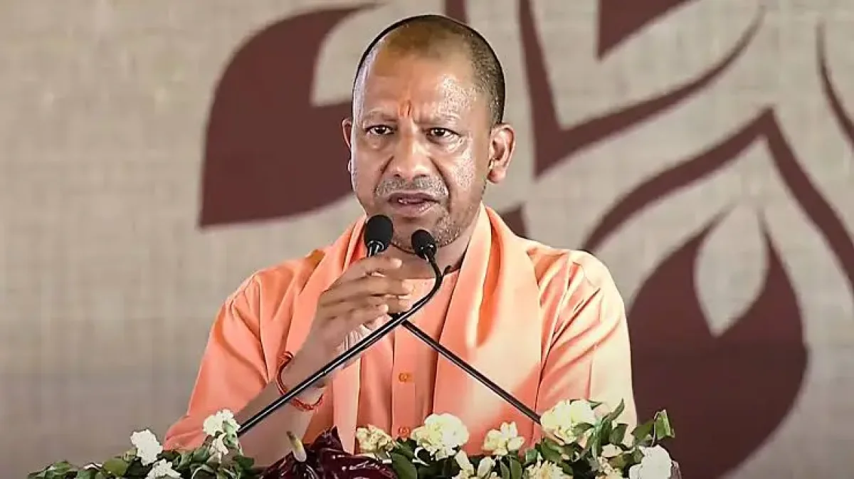वाराणसी जलभराव कांड: योगी सरकार का बड़ा एक्शन, लापरवाही पर इंजीनियर सस्पेंड